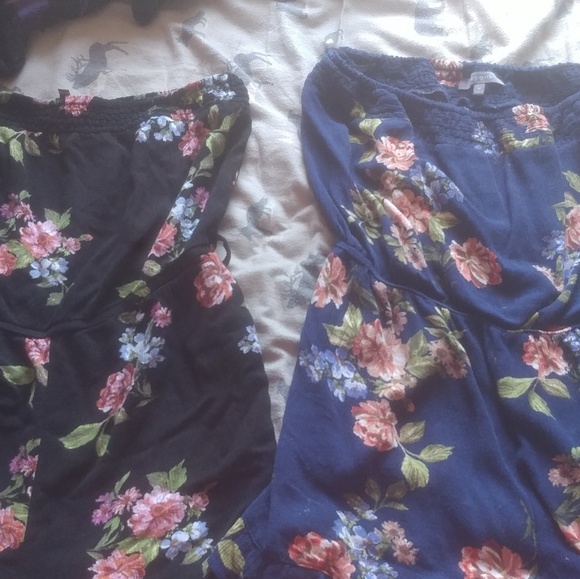 Rompers - Picture 1 of 3